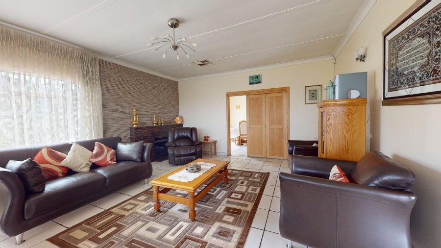 3 Bedroom Property for Sale in Mohadin North West
